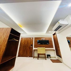 Deluxe Double Room Extra Bed